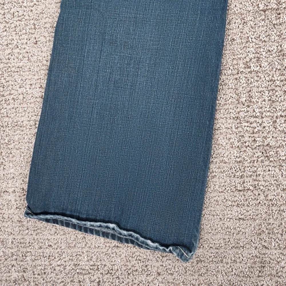 BKE Fulton Mens Bootcut Jeans Blue Denim Size 30x32 Distressed Pocket Details - Picture 7 of 10